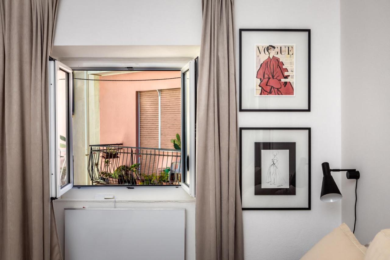 Suite Contemporanea Tra Le Vie Storiche モネーリア エクステリア 写真